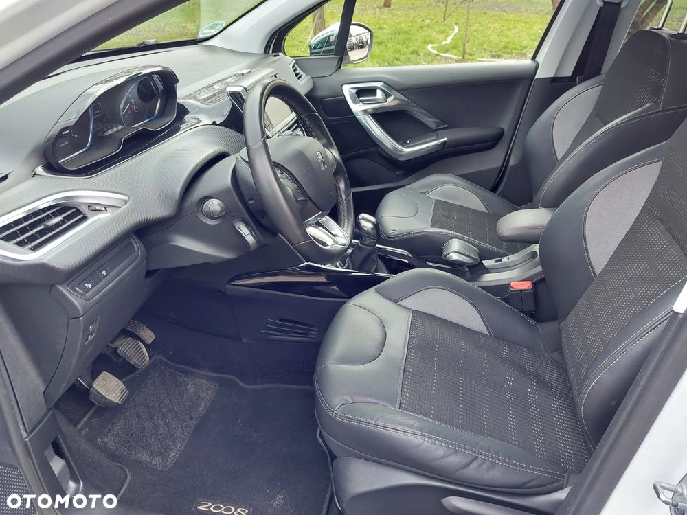 Peugeot 2008 PureTech 110 Stop&Start Crossway - 14