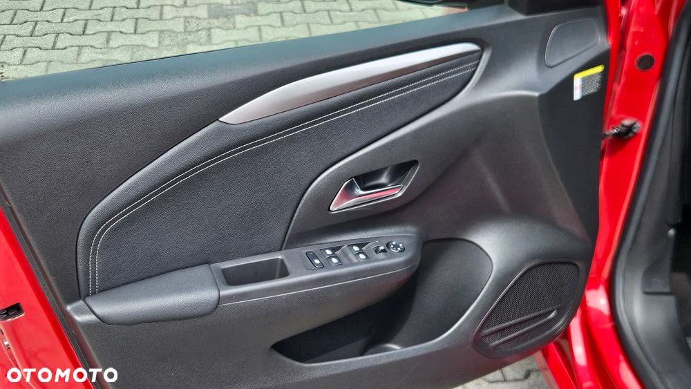 Opel Corsa 1.2 GS Line S&S - 11