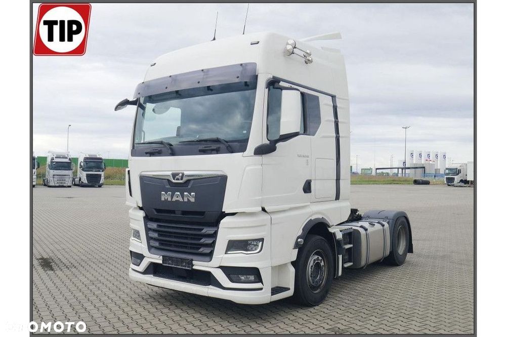 MAN Vehicle Tractor 4x2 Standard - 1