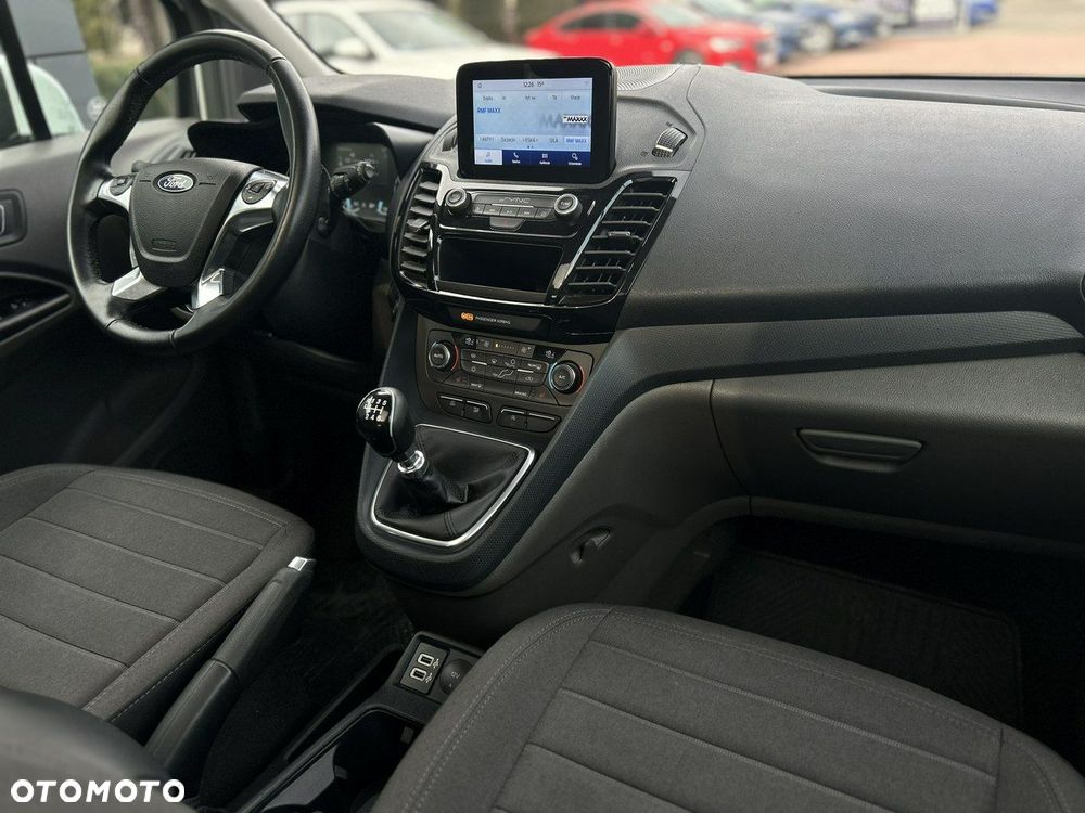 Ford Tourneo Connect - 15