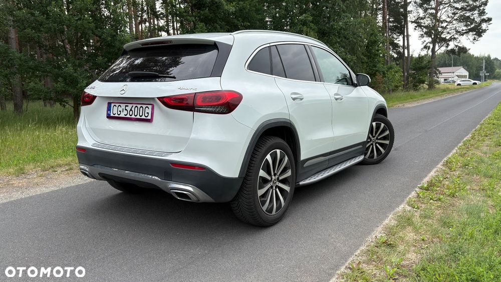 Mercedes-Benz GLA 250 4Matic 8G-DCT AMG Line - 4