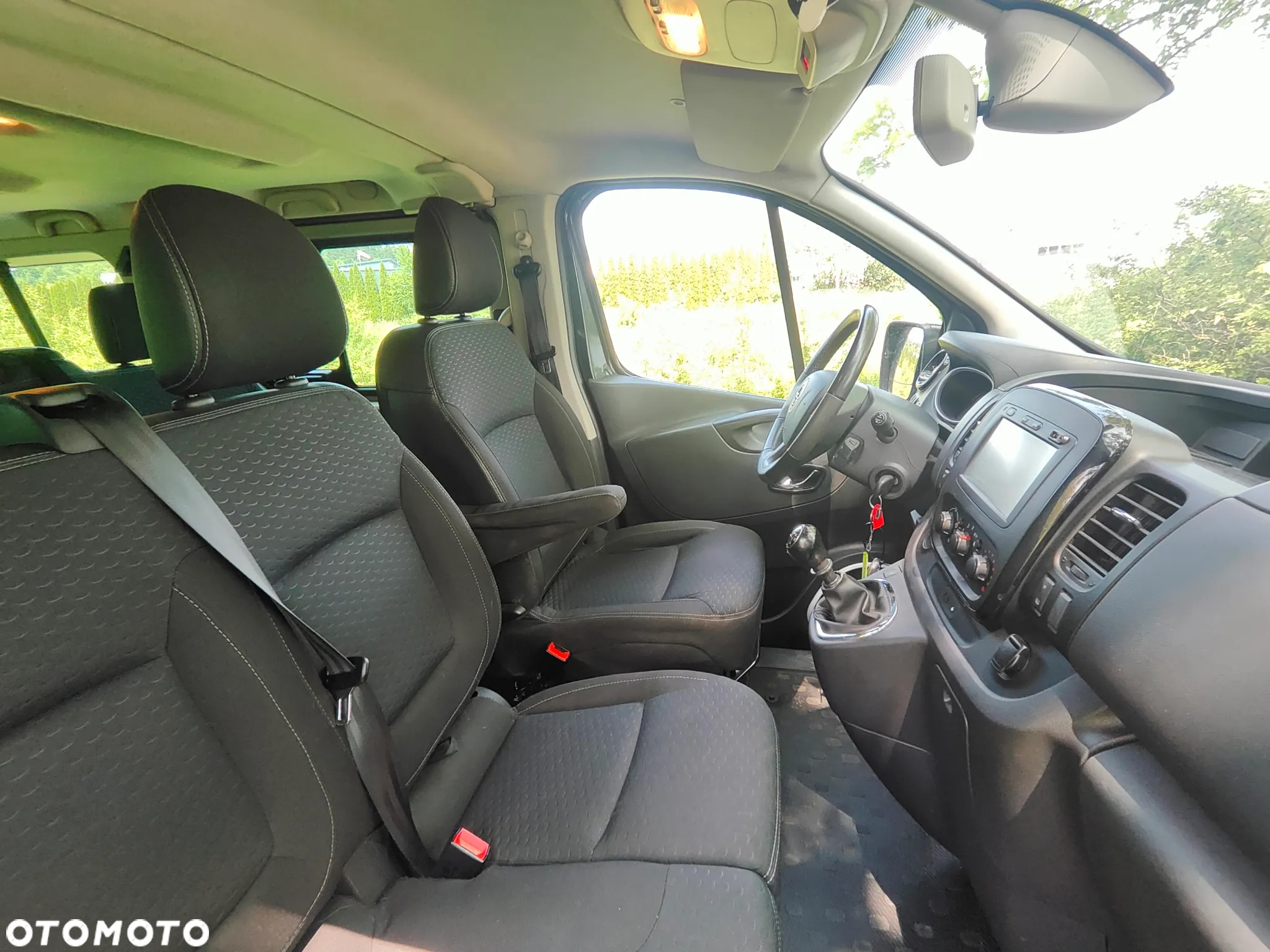 Opel Vivaro - 17