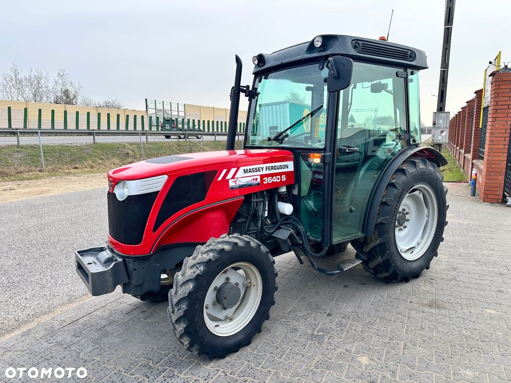 Massey Ferguson MF 3640S 3640 Sadowniczy 4WD Pełzaki Rewers PÓŁBIEG SpeedShift 2018 3650 - 4