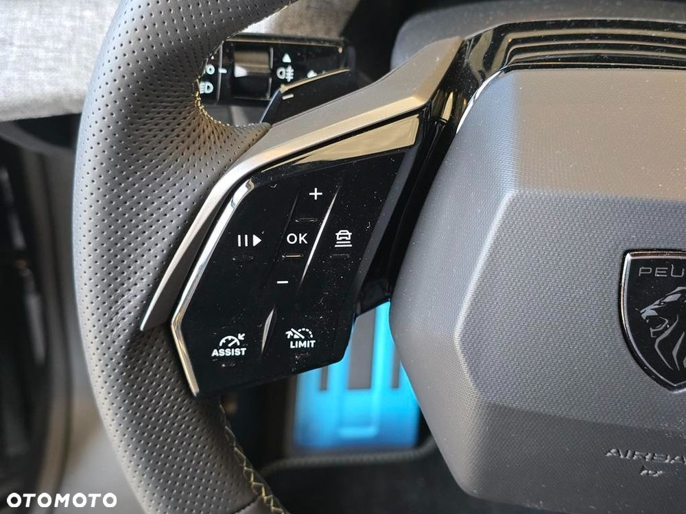 Peugeot 5008 1.2 PureTech mHEV GT S&S e-DCS6 - 16