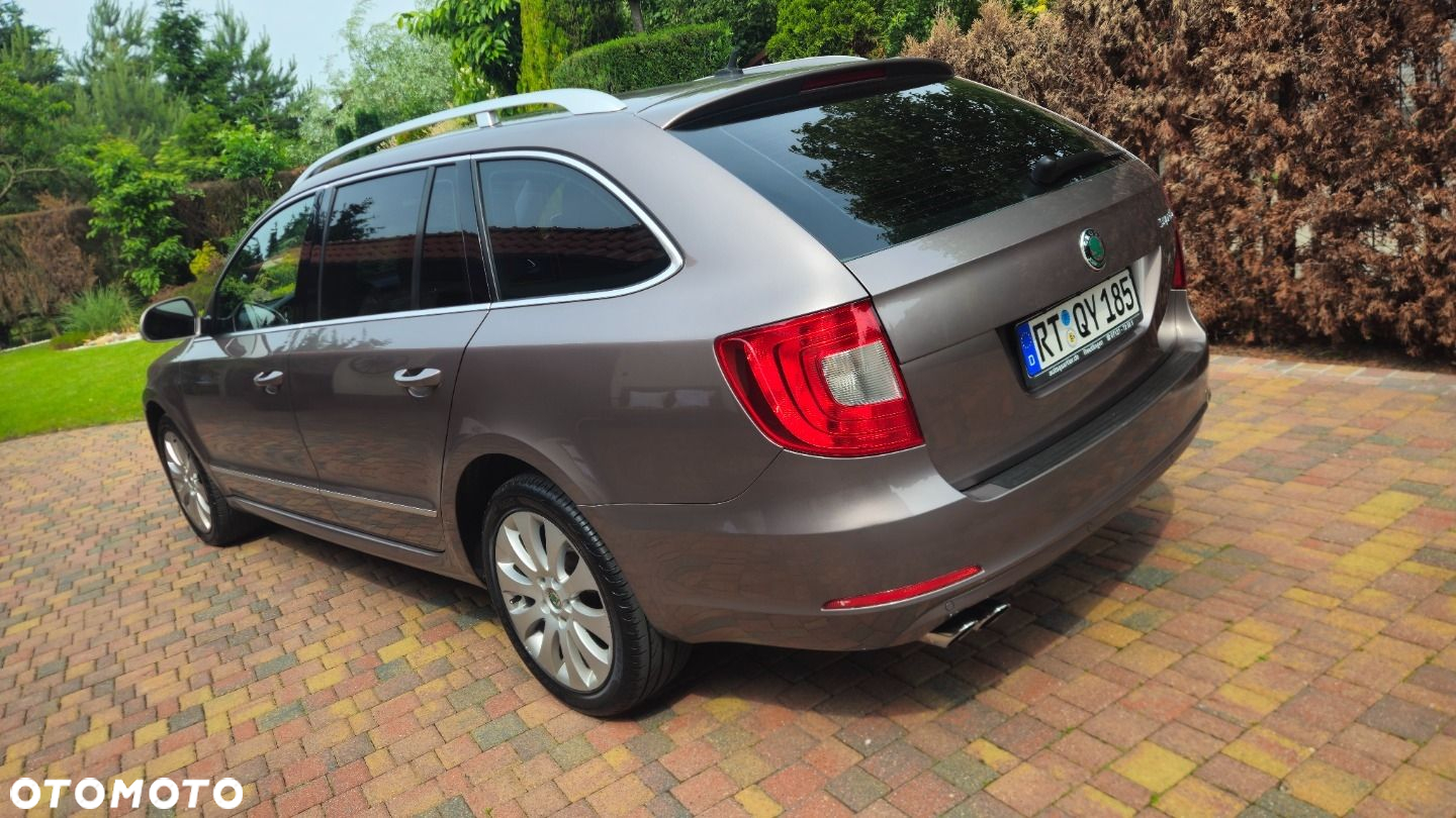 Skoda Superb Combi 1.8 TSI DSG Exclusive - 6