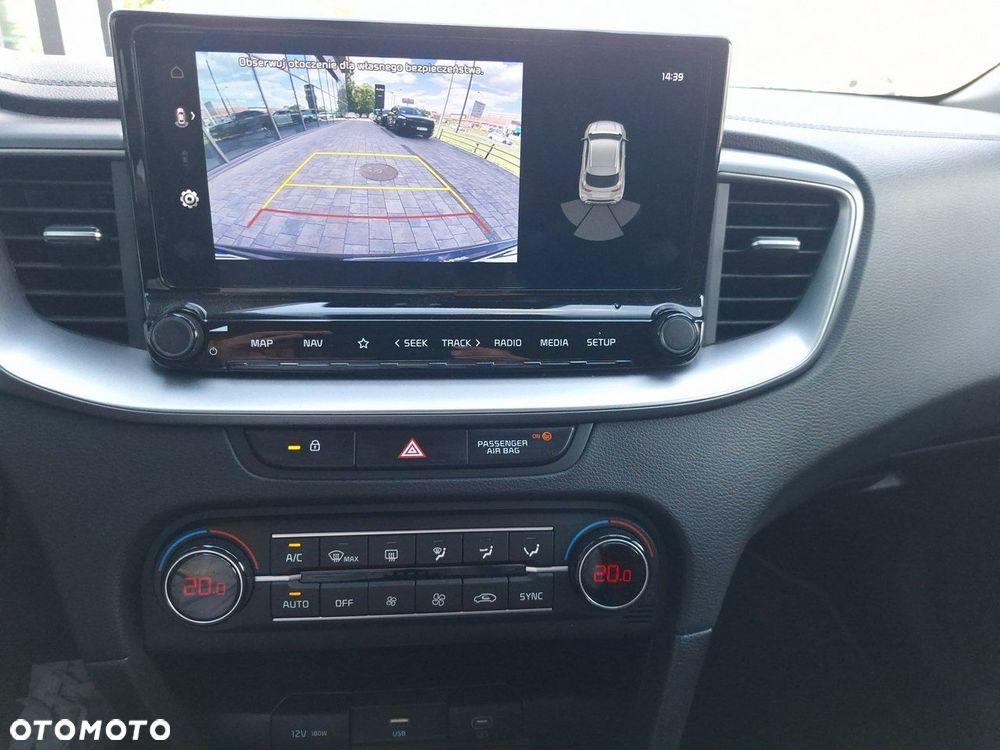 Kia XCeed 1.5 T-GDI M - 18
