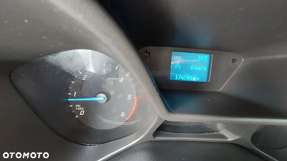 Ford Tourneo Connect Grand - 17