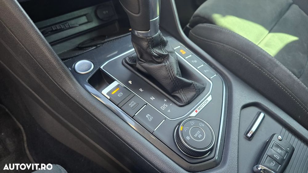 Volkswagen Tiguan 2.0 TDI 4Mot DSG Highline - 16