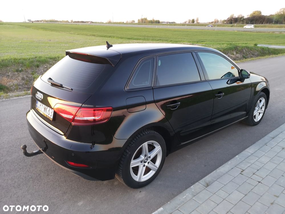 Audi A3 Sportback 1.6 TDI S tronic sport - 28