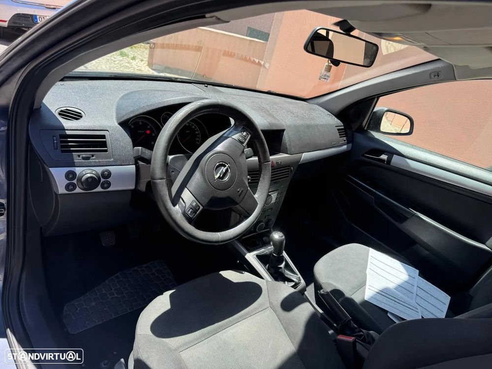 Opel Astra 1.3 CDTi Edition - 1