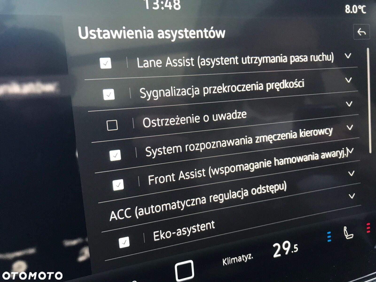 Volkswagen Touareg - 21