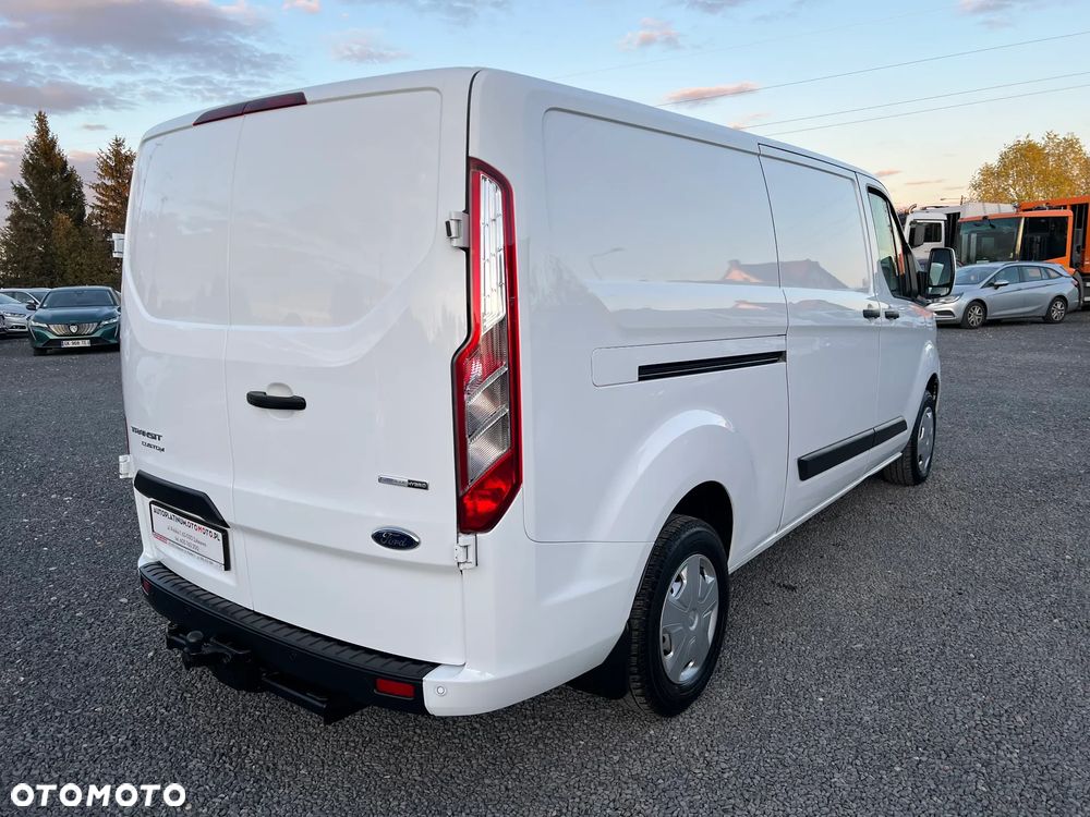 Ford Transit Custom - 8