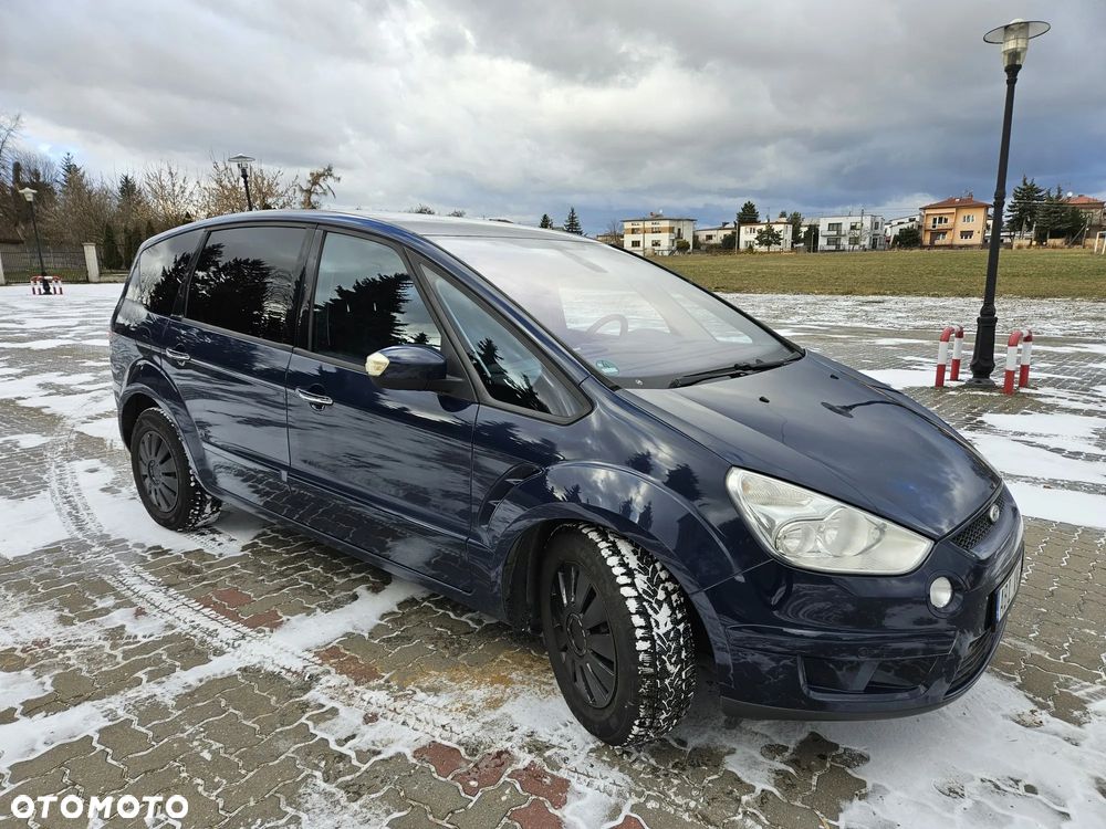 Ford S-Max 2.0 TDCi DPF Champions Edition - 3