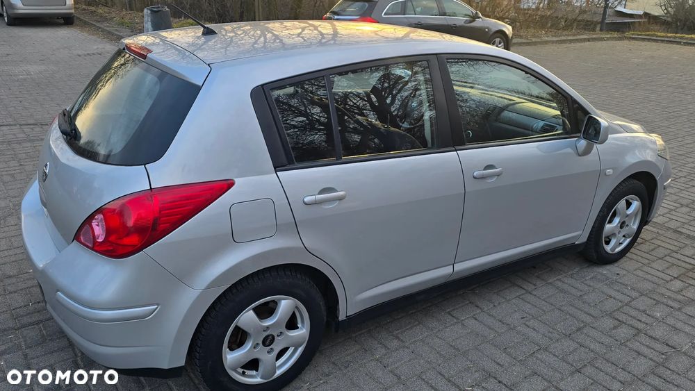 Nissan Tiida 1.6 Acenta - 3