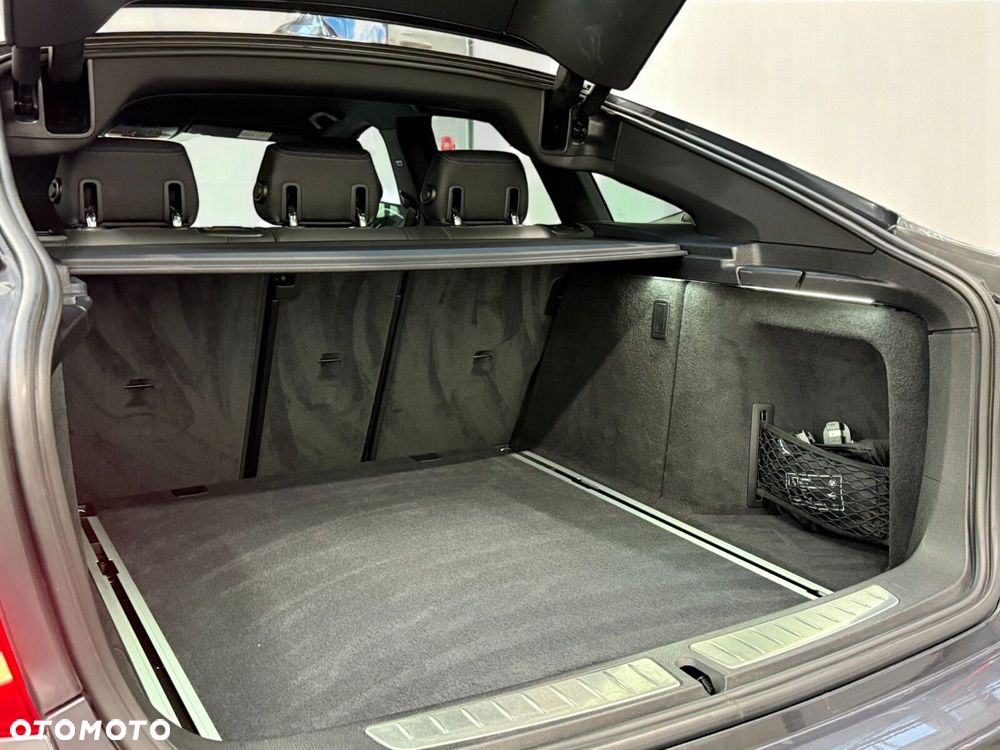 BMW Seria 3 320i GPF M Sport - 13