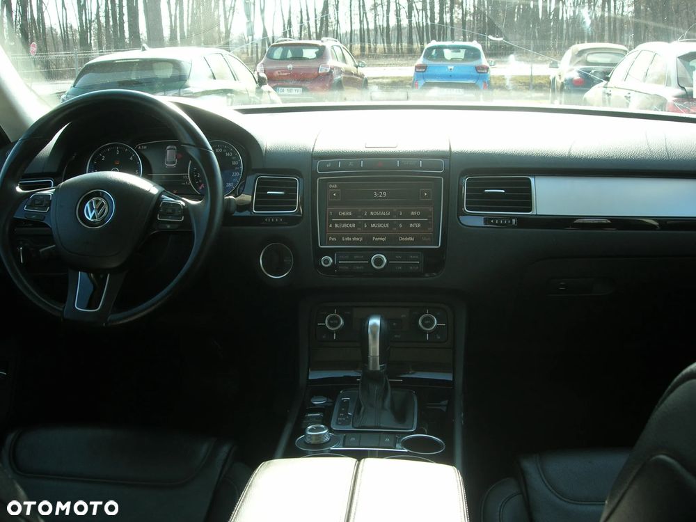 Volkswagen Touareg - 17