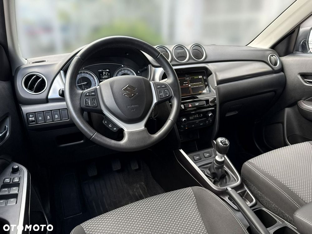 Suzuki Vitara 1.4 Boosterjet Premium 2WD - 11