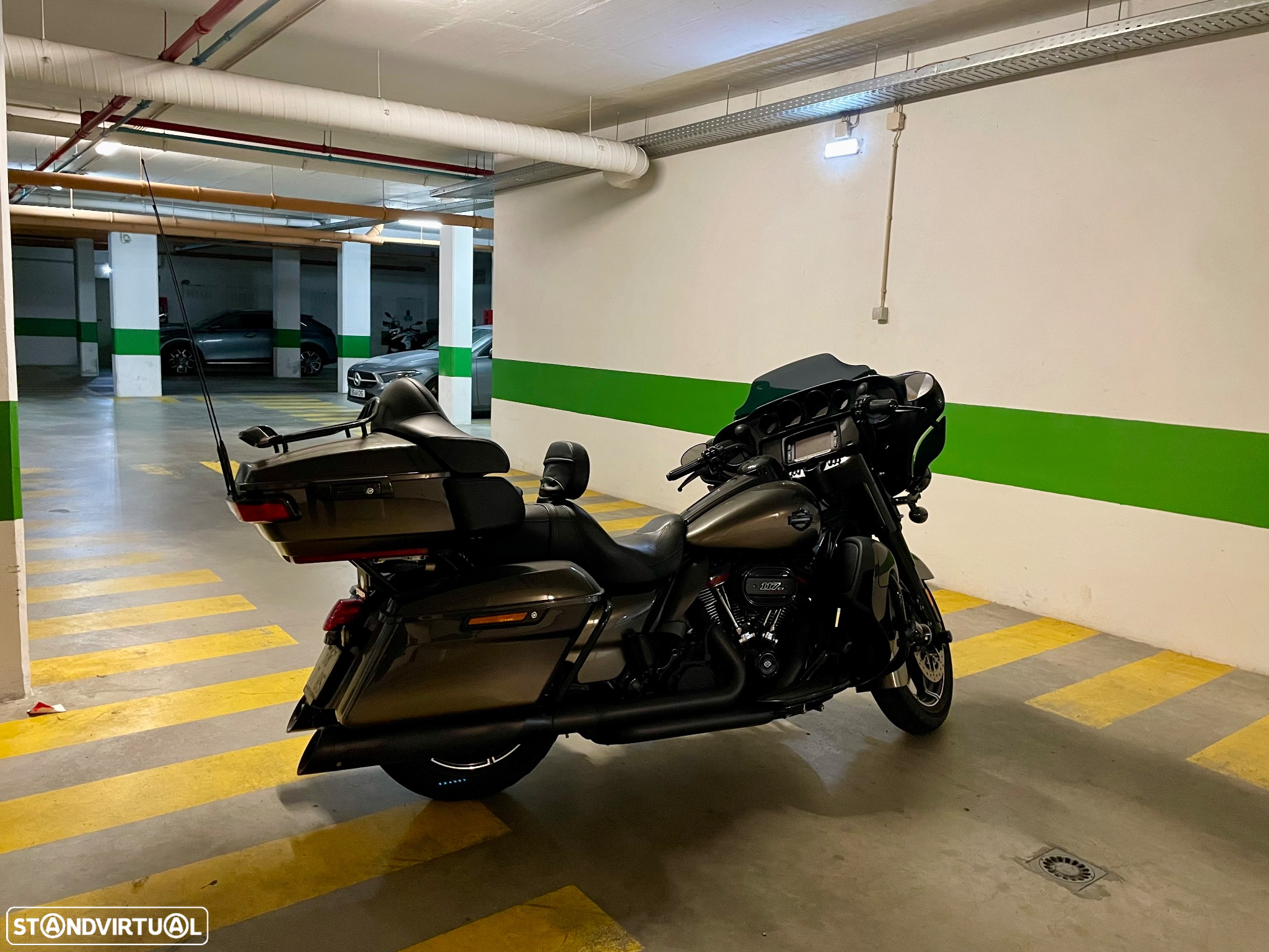 Harley-Davidson Ultra - 9