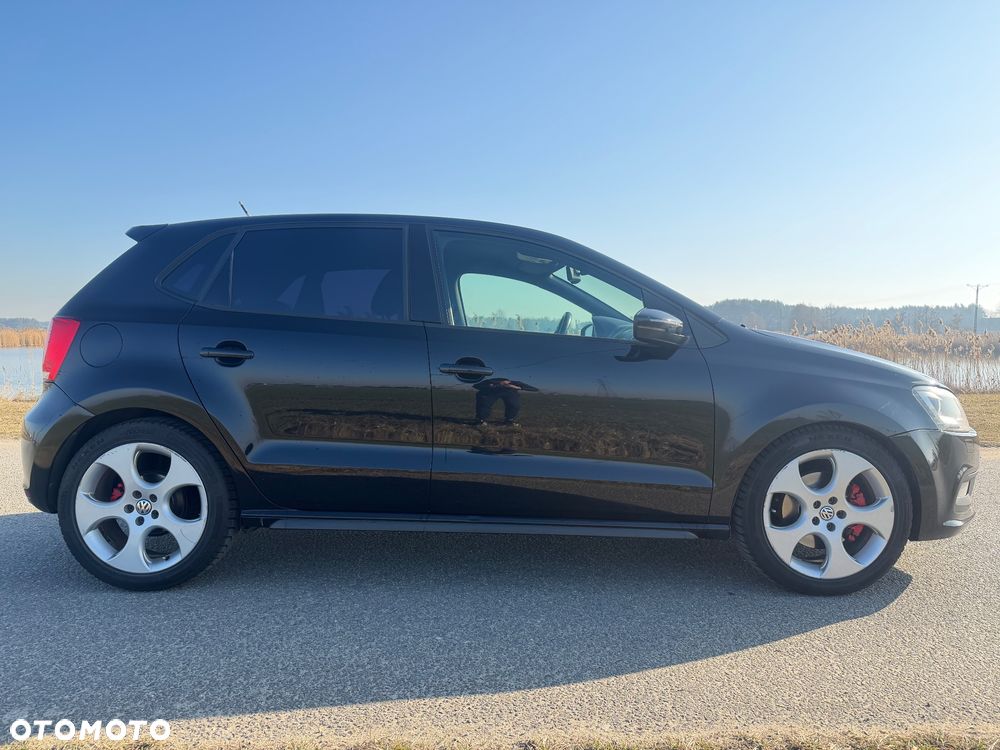 Volkswagen Polo 1.4 DSG GTI - 6