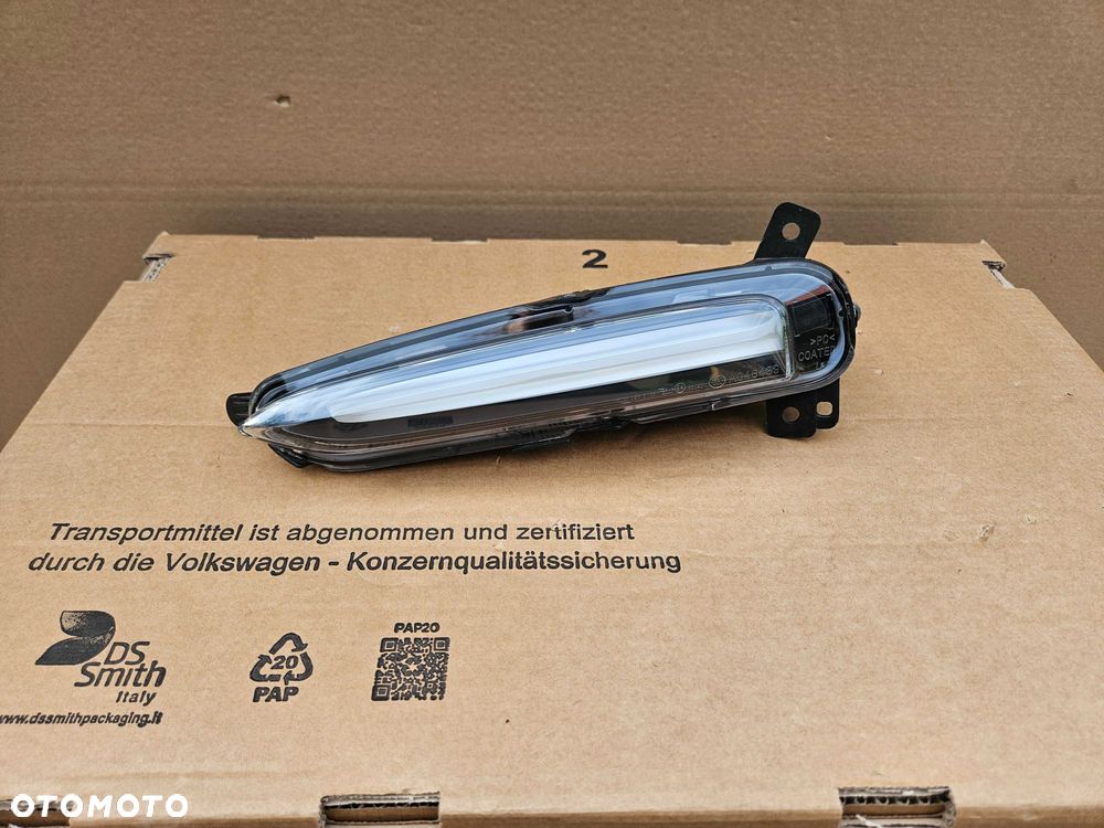 BMW I3 I01 LCI LIFT halogen do jazdy dziennej DRL lewy halogen zderzaka 5A3DE37 IDEALNY
