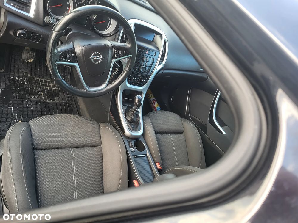 Opel Astra 1.4 Turbo Sports Tourer - 9