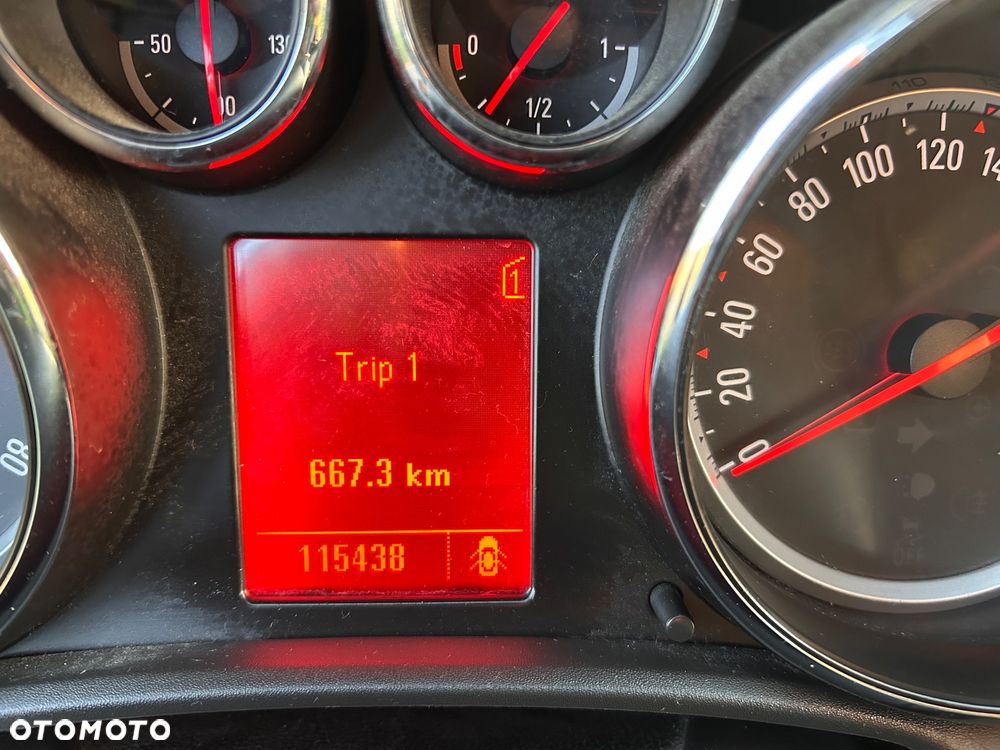 Opel Astra 1.6 Design Edition - 19