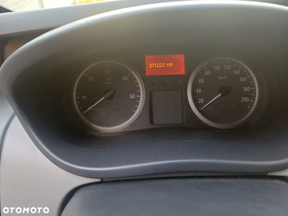 Renault Trafic - 18