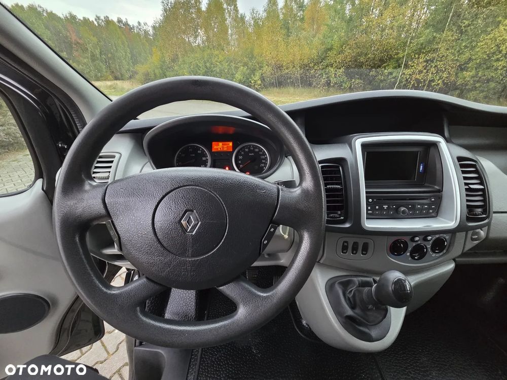 Renault Trafic - 28