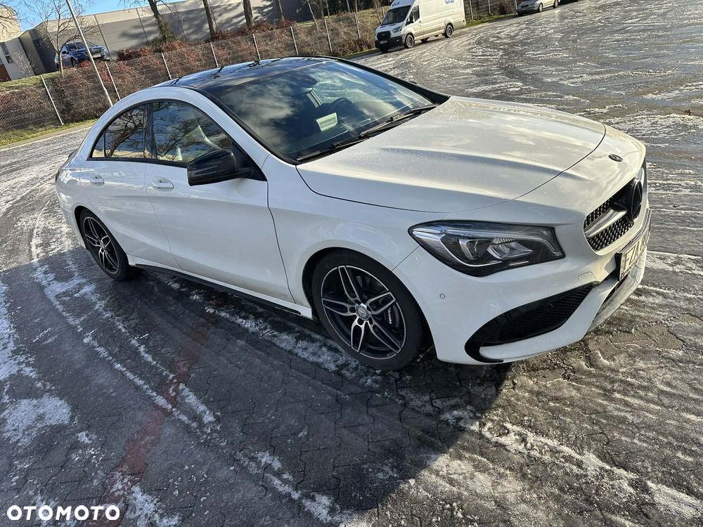 Mercedes-Benz CLA 220 4-Matic - 1