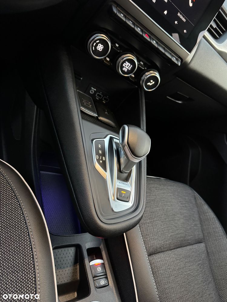 Renault Captur 1.6 E-TECH Plug-In Techno - 31