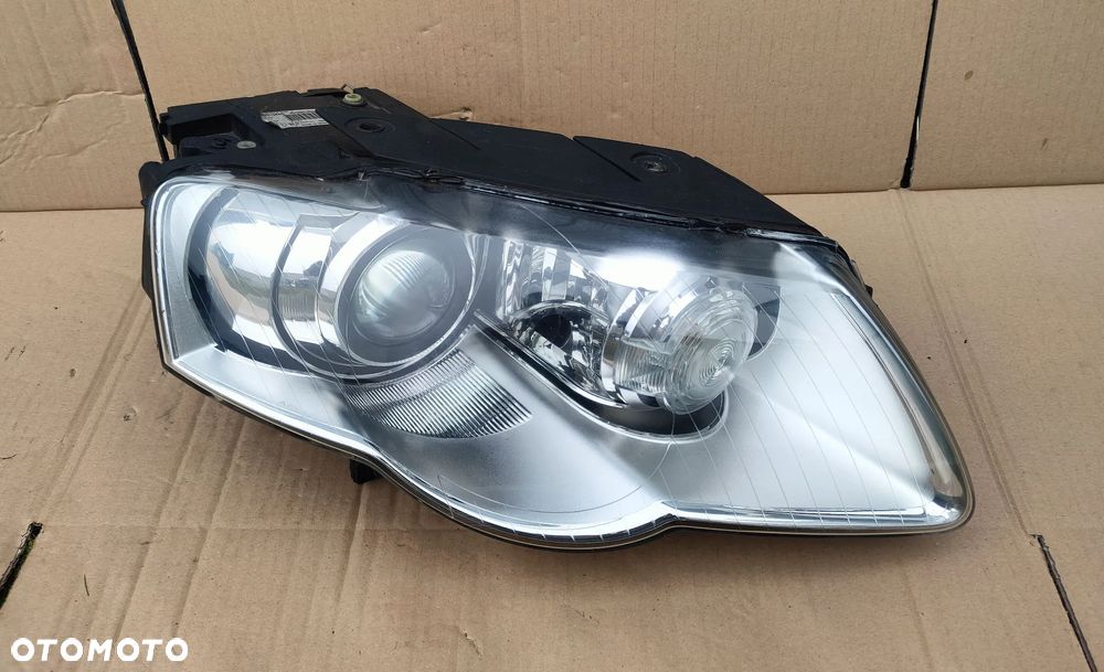 Bi Xenon prawy lampa prawa VW Passat B6 2005- Przedlift - 1