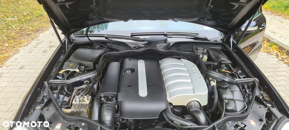 Mercedes-Benz Klasa E - 12
