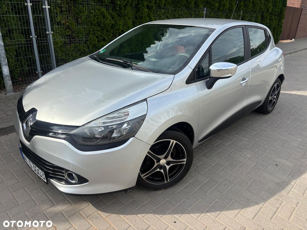 Renault Clio TCe 90 Paris - 11