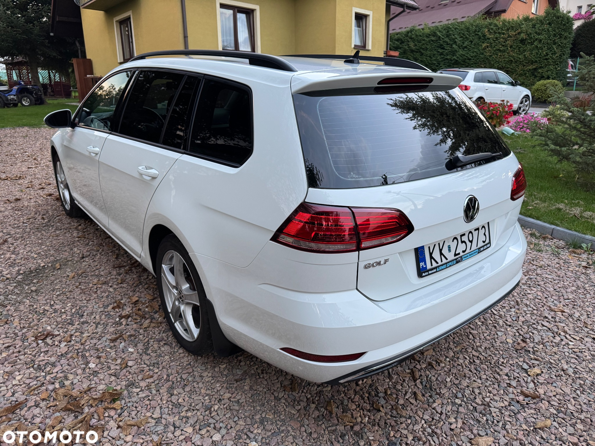 Volkswagen Golf 1.4 TSI BlueMotion Technology DSG Highline - 3
