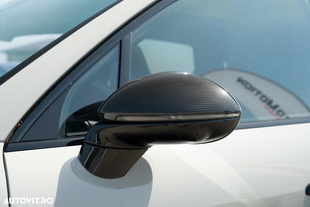 Porsche Cayenne Turbo - 41