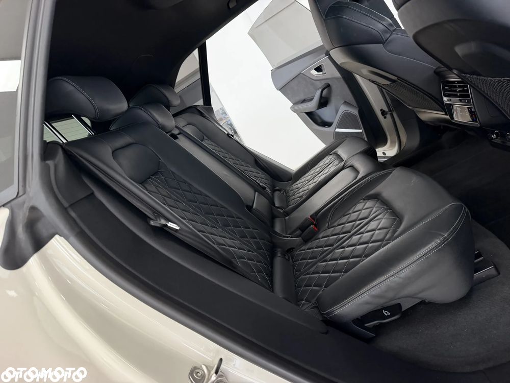 Audi Q8 50 TDI mHEV Quattro Black Edition Tiptronic - 27