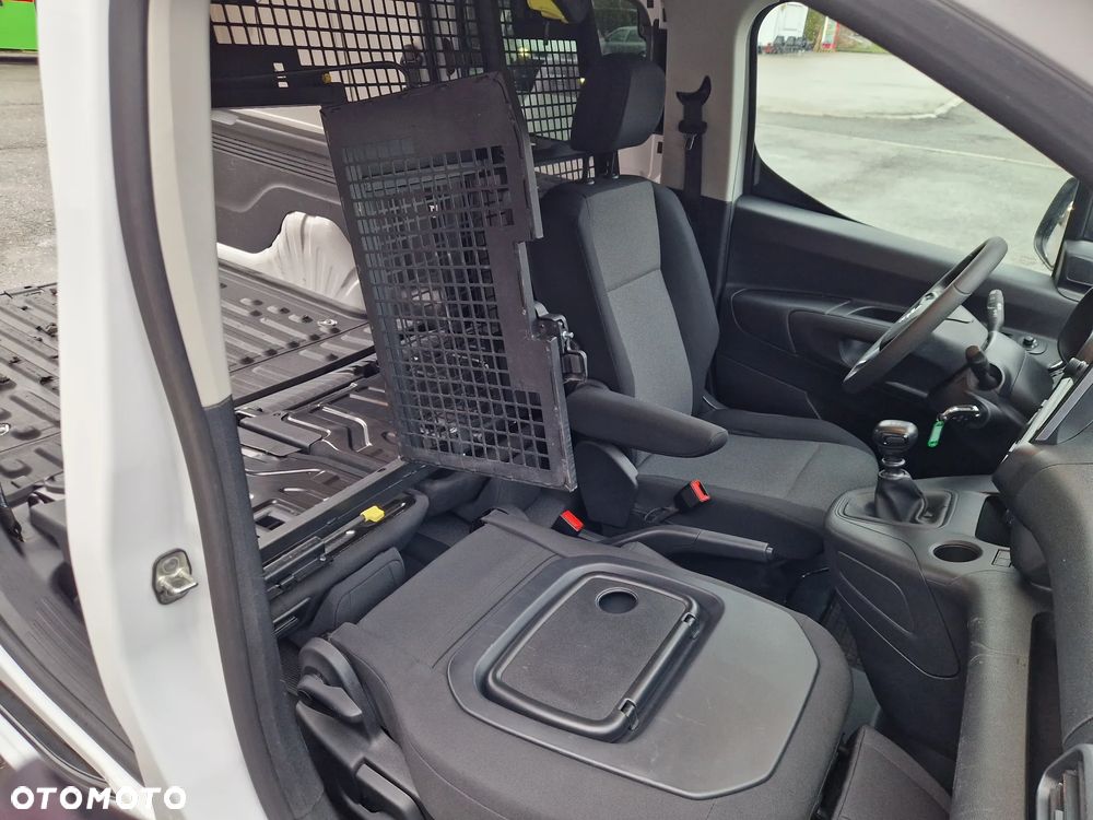 Opel Combo Maxi Brygadówka 5 Osób - 20