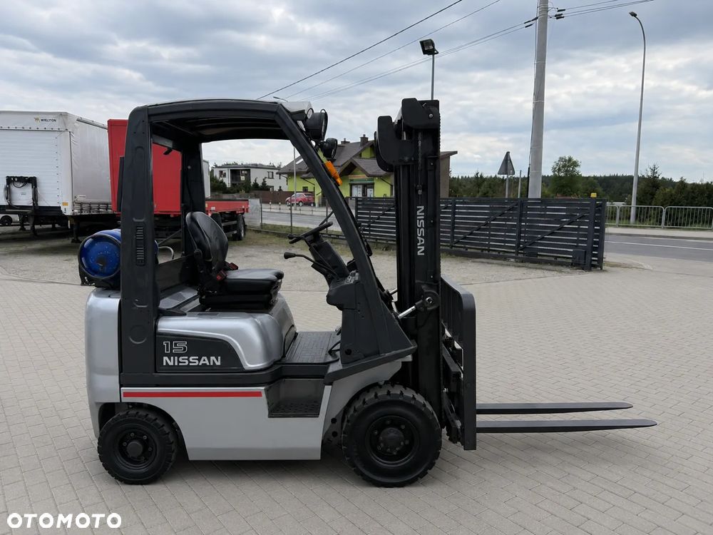 Nissan P1D1A15LQ spalinowy czołowy wózek widłowy z napędem na gaz LPG - 3