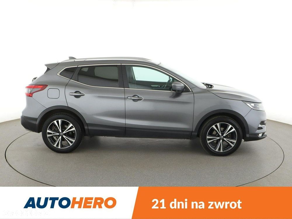 Nissan Qashqai 1.3 DIG-T N-Connecta DCT - 9