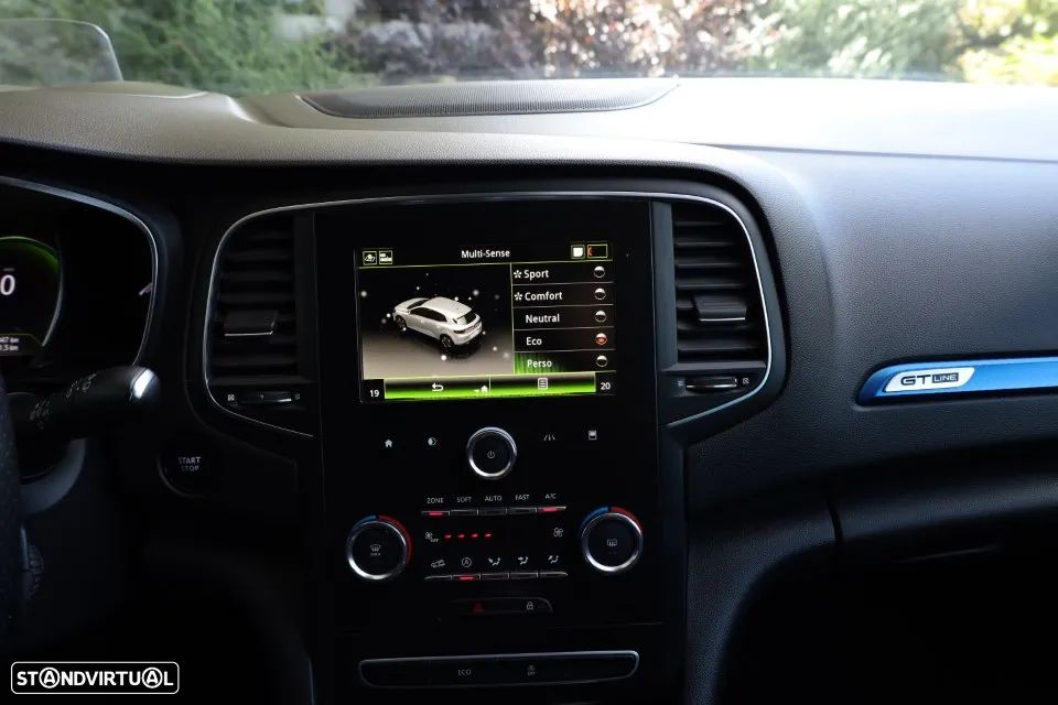 Renault Mégane 1.5 Blue dCi GT Line - 32