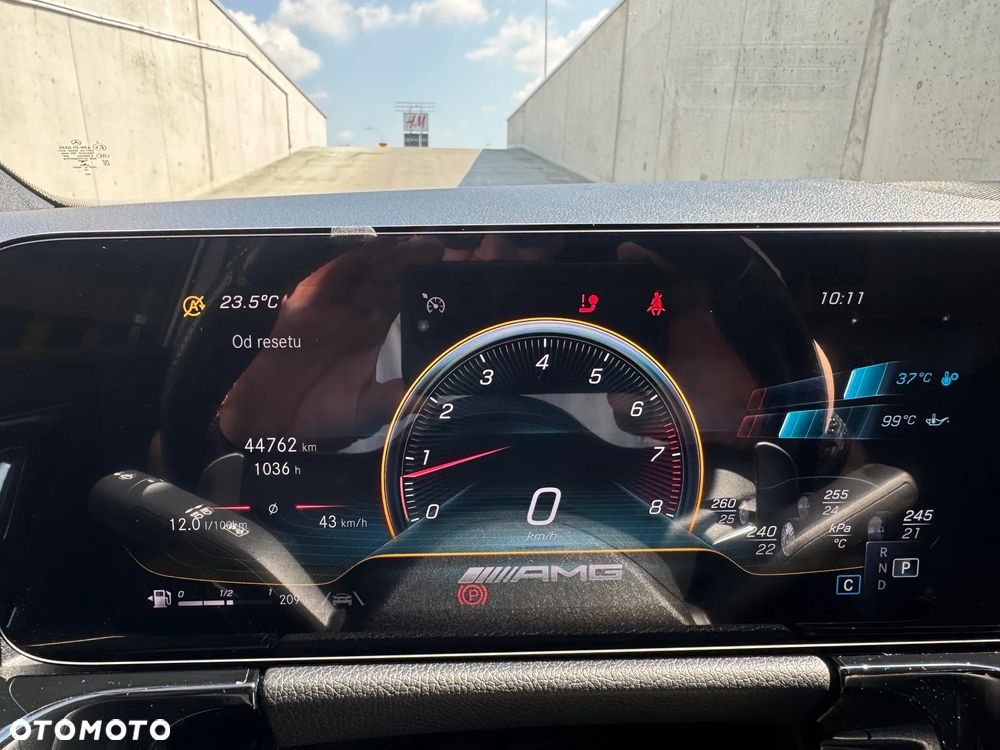 Mercedes-Benz GLA AMG 35 4-Matic - 14