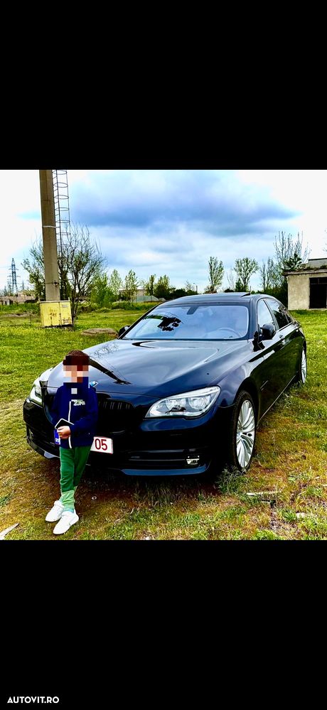 BMW Seria 7 740Li - 2