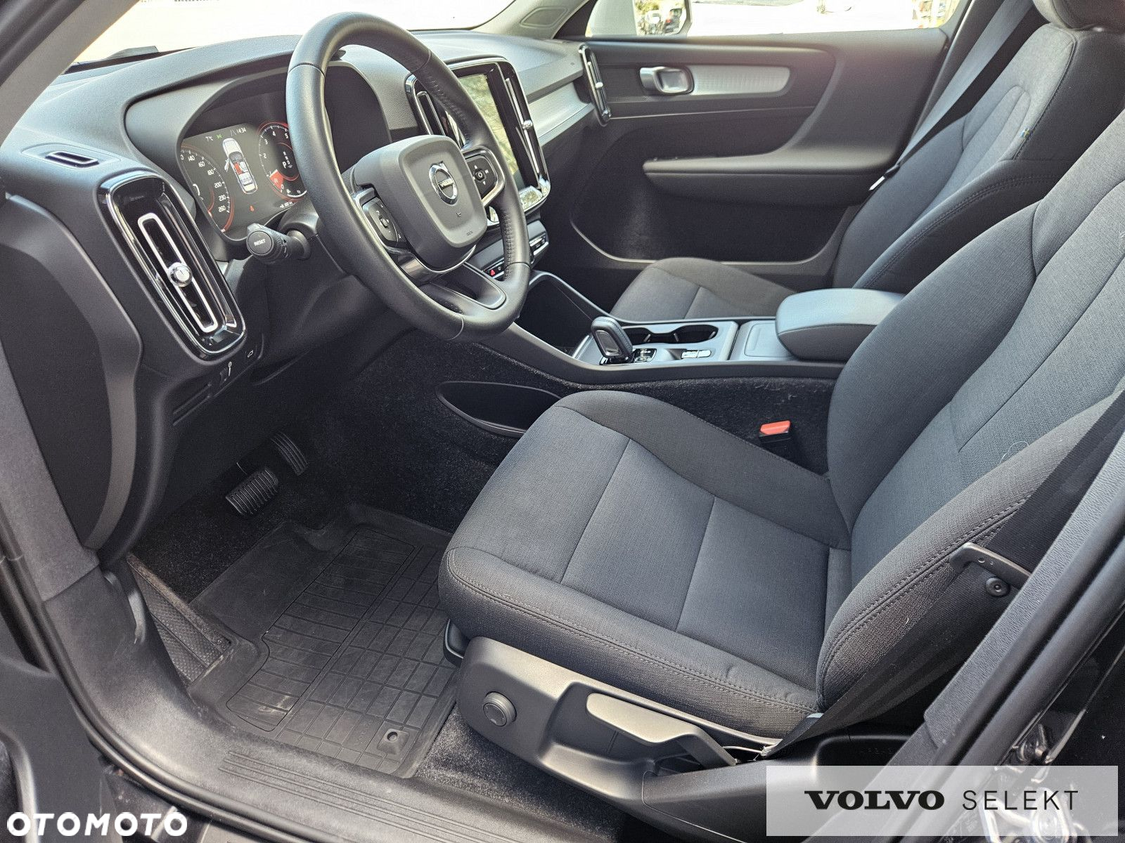 Volvo XC 40 - 11