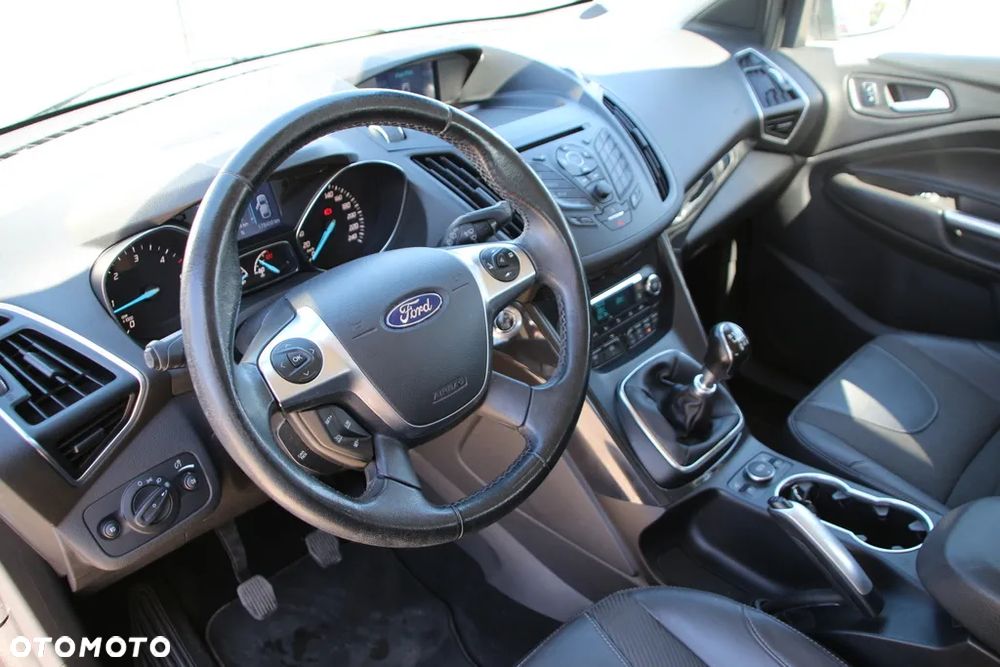 Ford Kuga 2.0 TDCi 4WD Titanium - 10