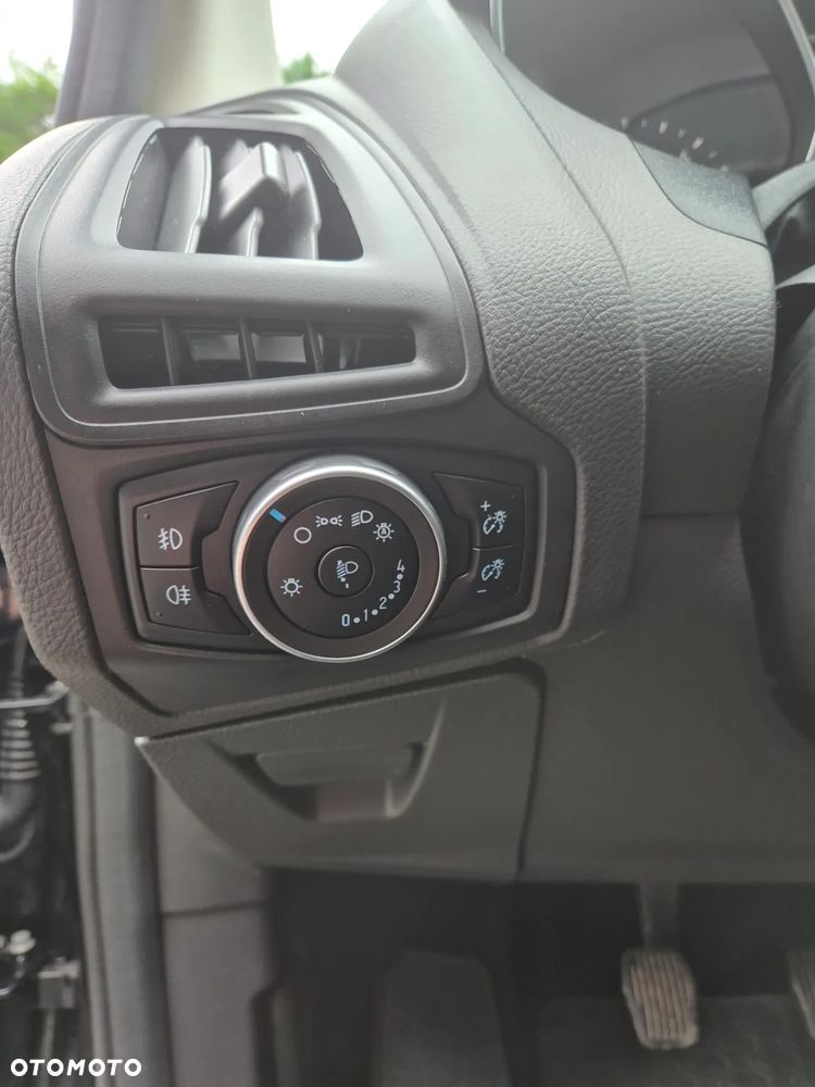 Ford Focus 1.5 TDCi Titanium - 26