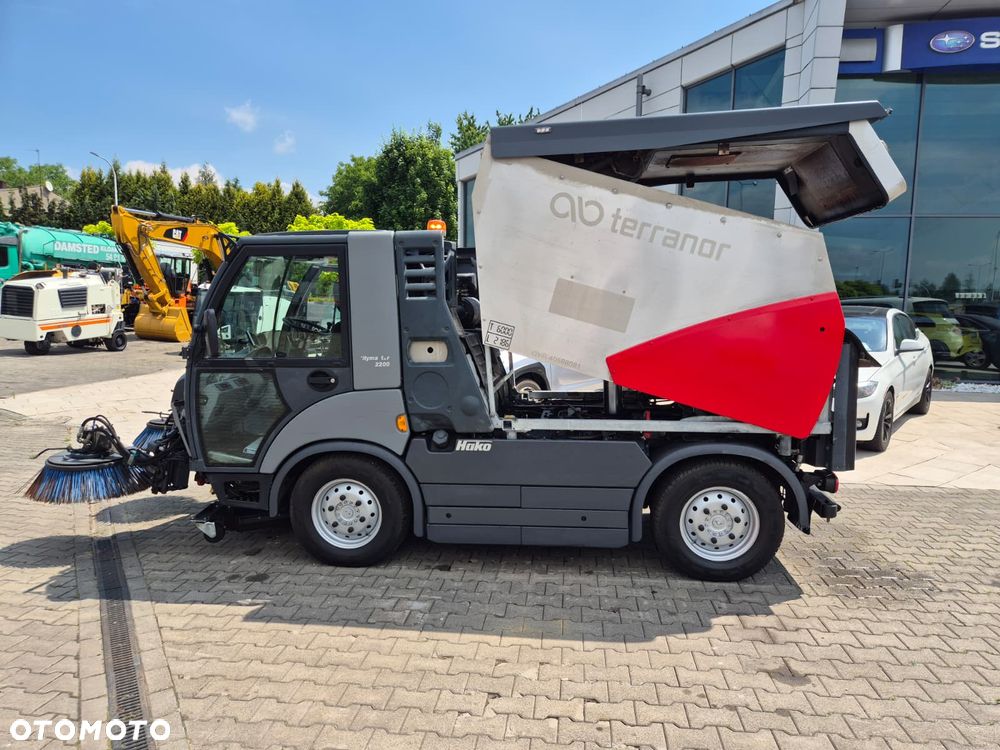 Hako Citymaster 2200 / ZAMIATARKA DROGOWA / KOMPAKTOWA ZAMIATARKA / SERWISOWANA / 2 MIEJSCA / EURO 6 / IDEALNA DO MIASTA I CHODNIKI / BEZWYPADKOWA / MOŻLIWOŚĆ TRANSPORTU - 39