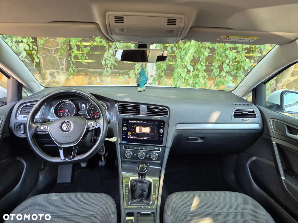 Volkswagen Golf 1.6 TDI SCR Trendline - 24