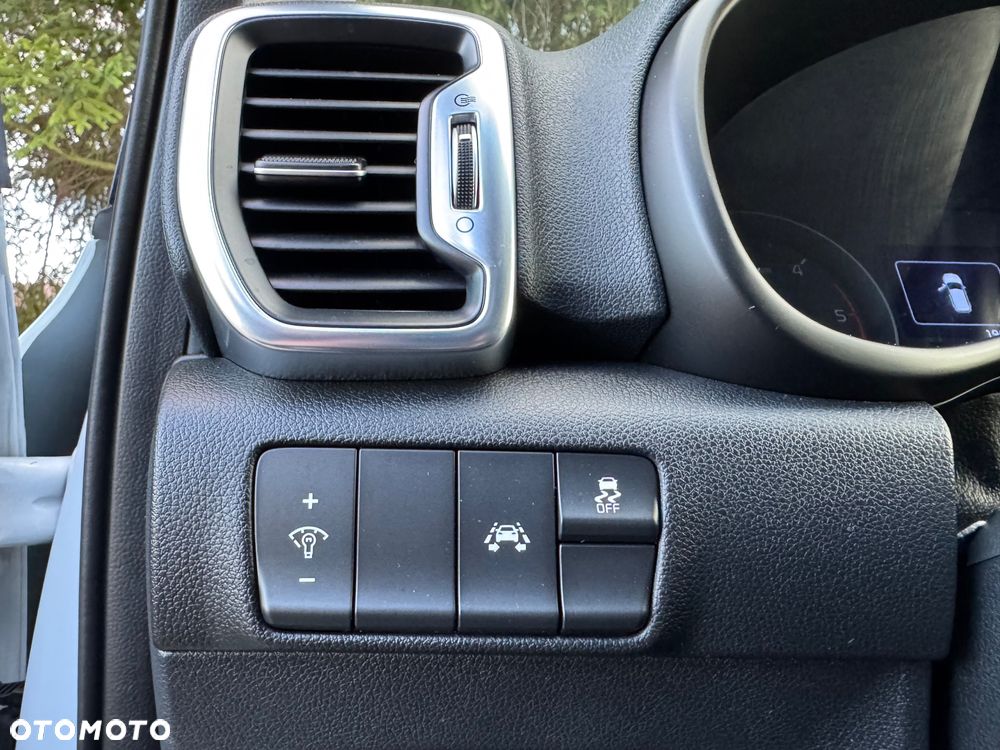 Kia Sportage 1.7 CRDI L 2WD - 17