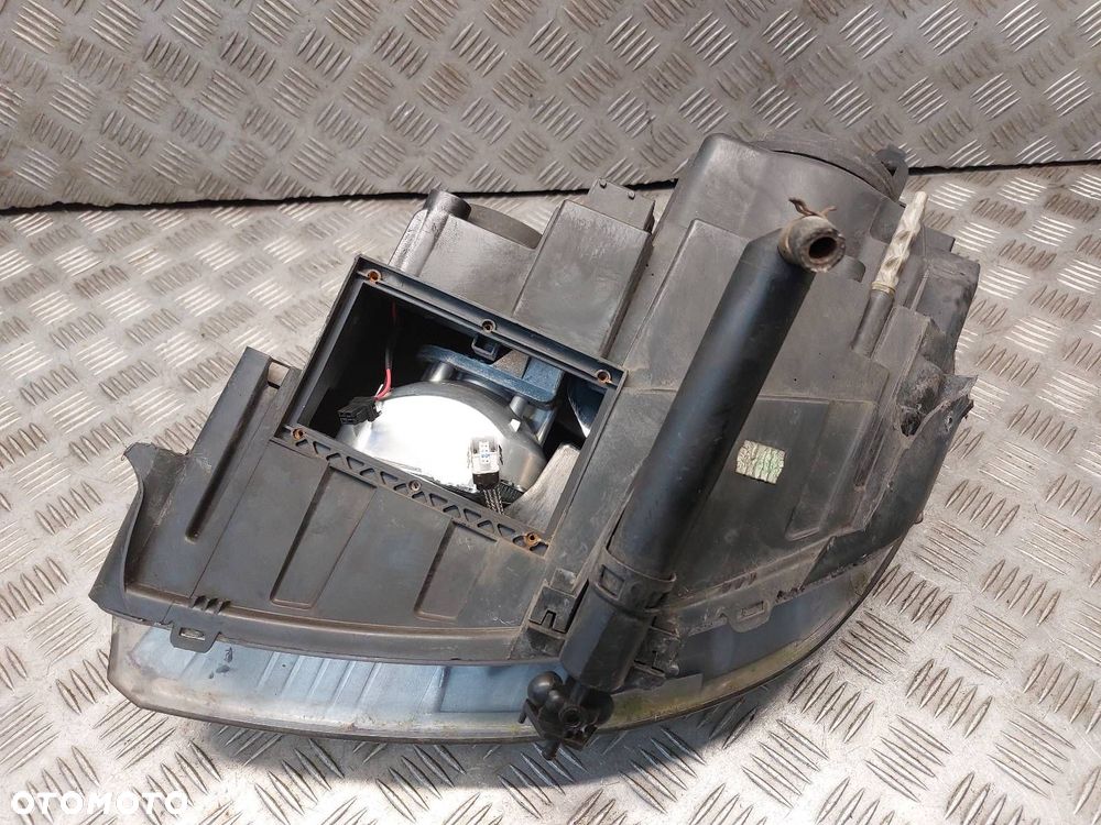 LAMPA PRAWY PRZÓD XENON CITROEN C5 I LIFT 2005R - 5