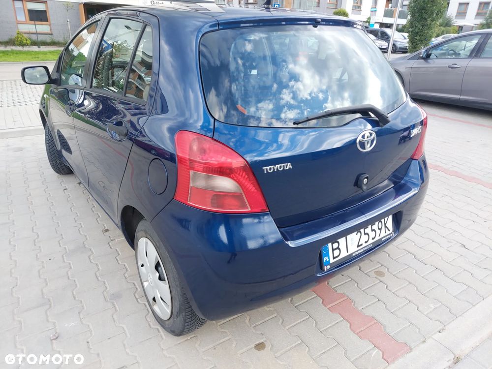 Toyota Yaris 1.0 Luna A/C - 4